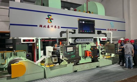 江蘇圣珀二十輥軋機(jī)鈦帶試產(chǎn)成功！